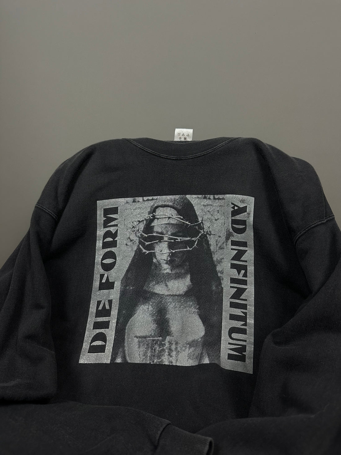 Die Form 1993 Ad Infinitum Vintage Sweater