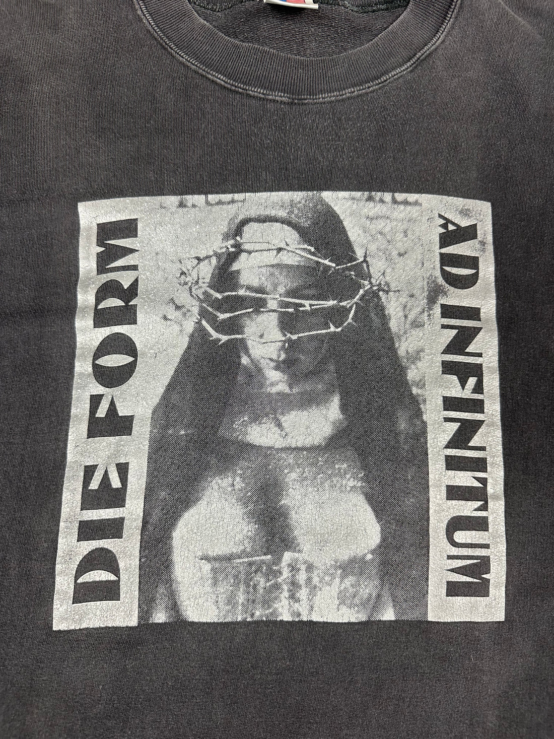 Die Form 1993 Ad Infinitum Vintage Sweater